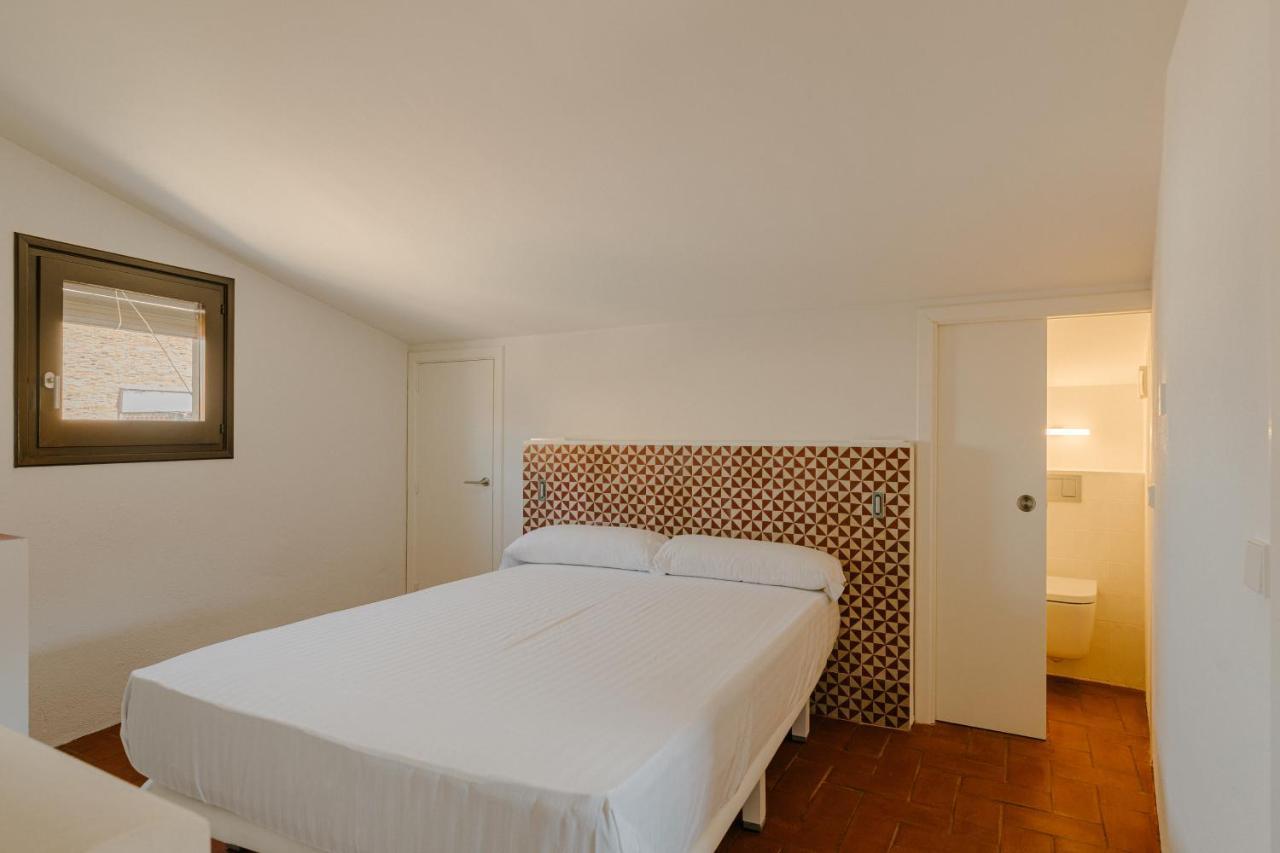 Flateli Santa Clara 31 Apartment Girona Bagian luar foto